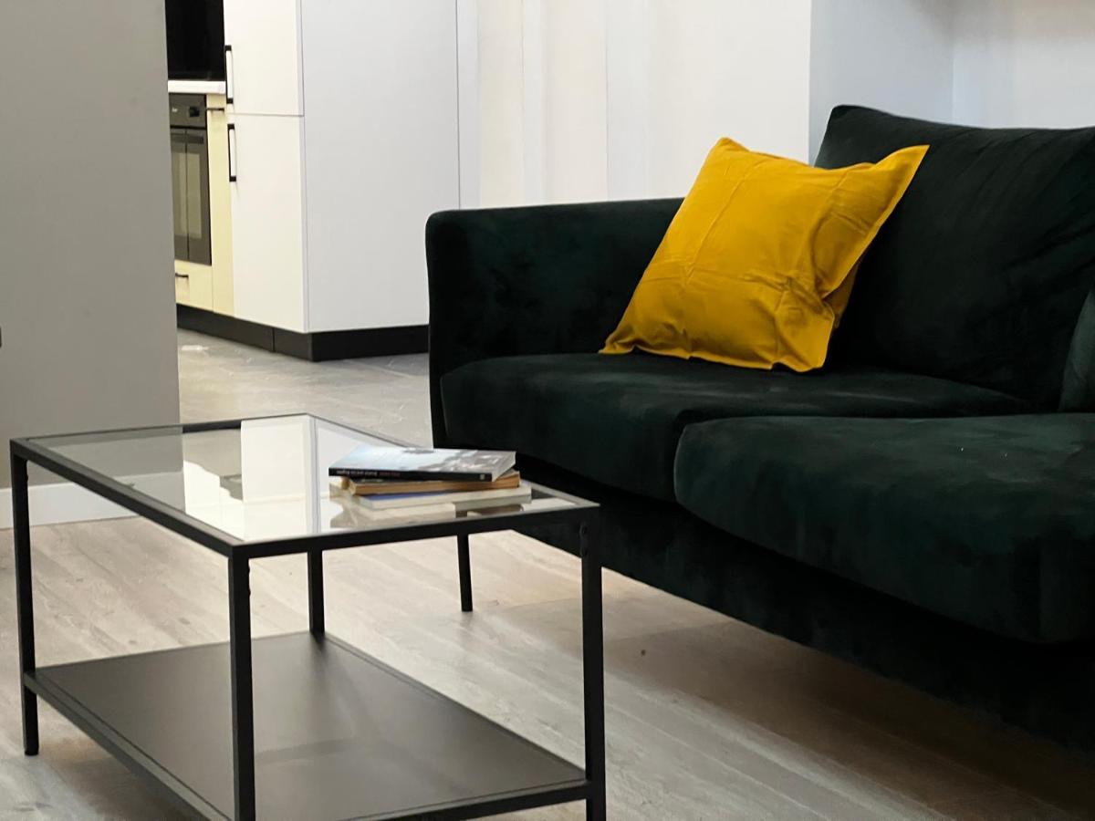 Four Bedroom Apartment, Old Town Bukareszt Zewnętrze zdjęcie