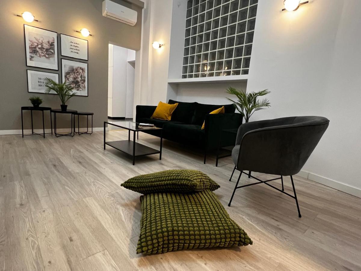 Four Bedroom Apartment, Old Town Bukareszt Zewnętrze zdjęcie