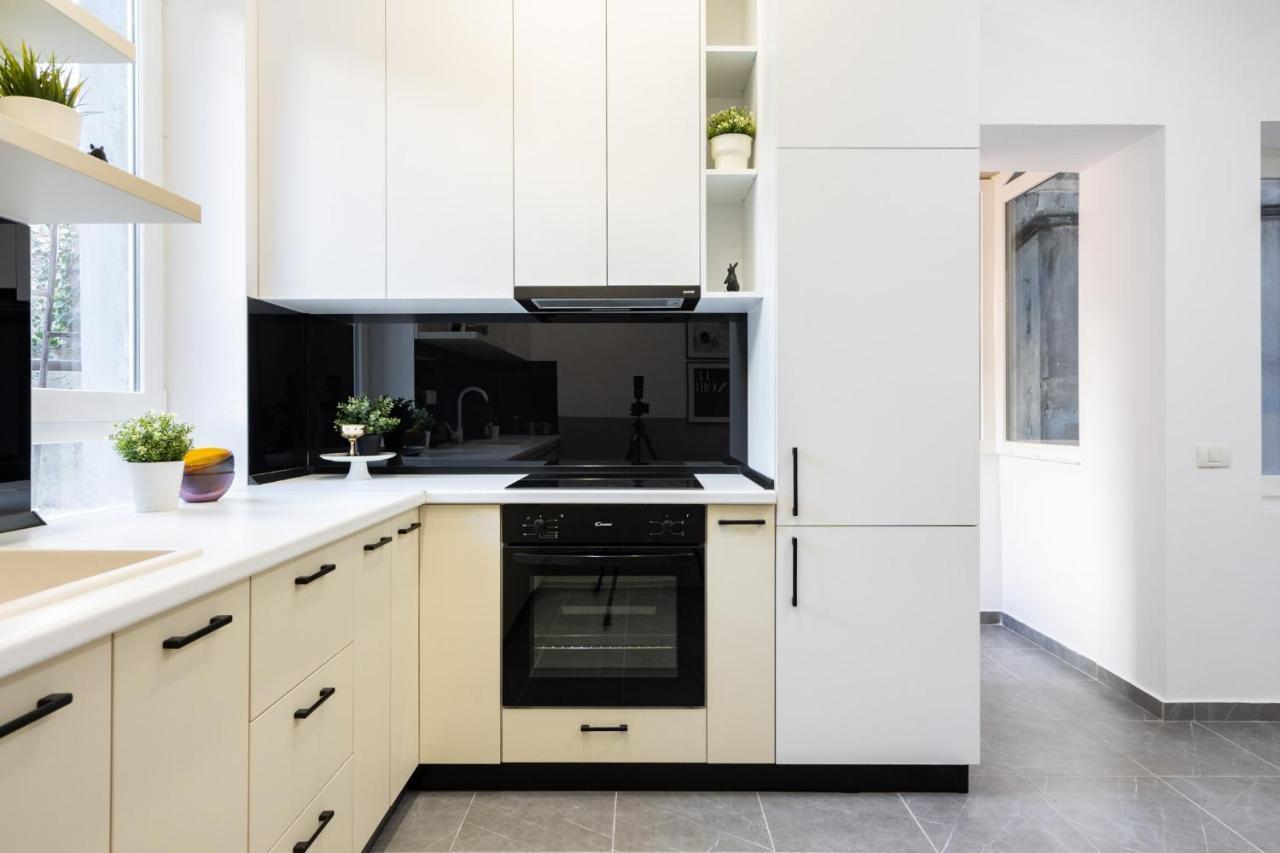 Four Bedroom Apartment, Old Town Bukareszt Zewnętrze zdjęcie