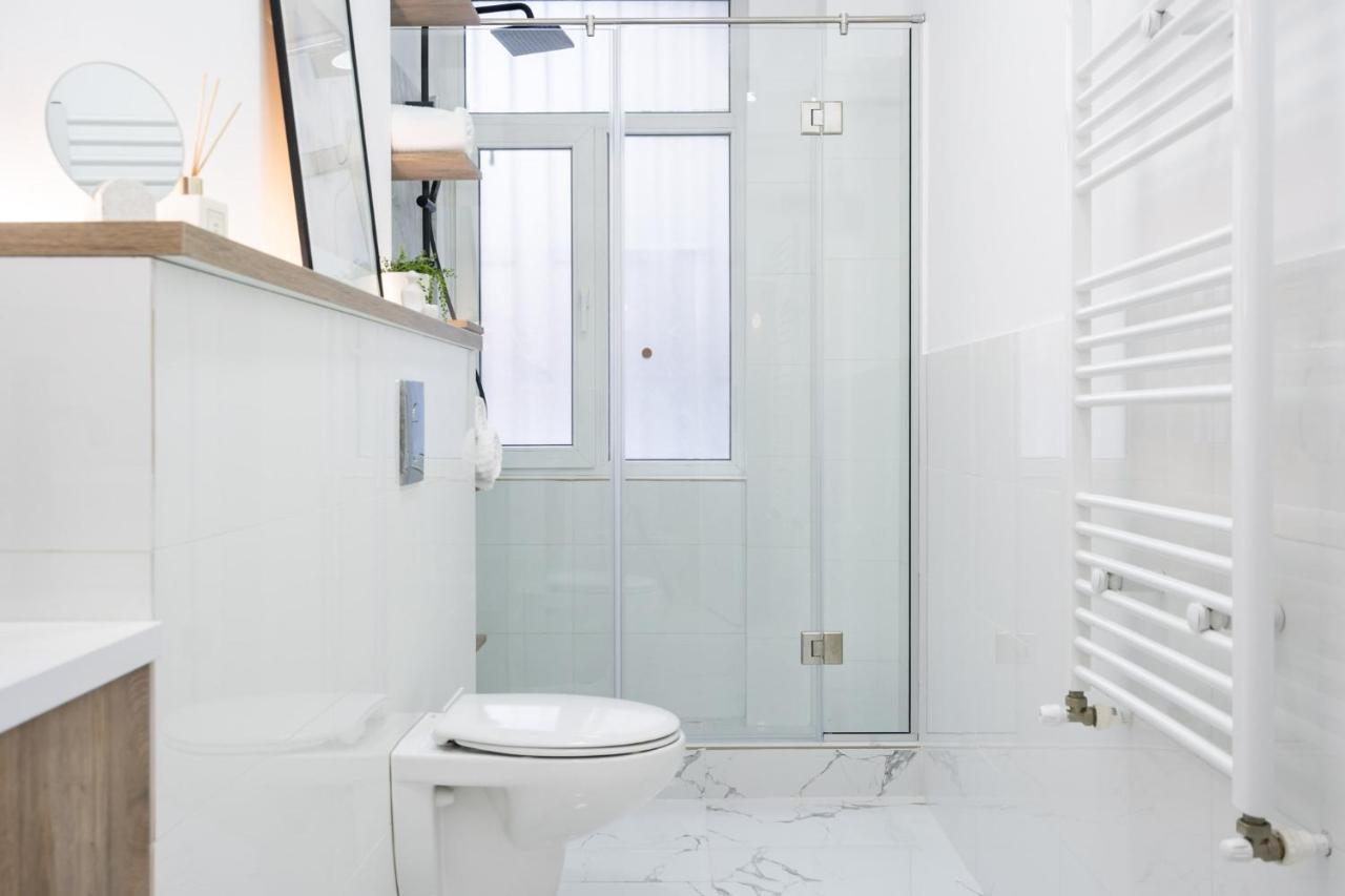 Four Bedroom Apartment, Old Town Bukareszt Zewnętrze zdjęcie