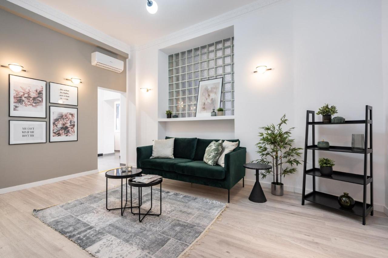 Four Bedroom Apartment, Old Town Bukareszt Zewnętrze zdjęcie