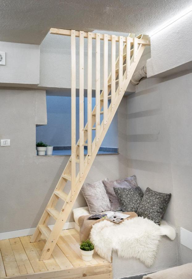 Four Bedroom Apartment, Old Town Bukareszt Zewnętrze zdjęcie